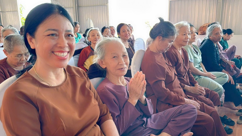 le phat dong_ngay moi truong the gioi_chuaanthai_nguoiphattu21.jpg